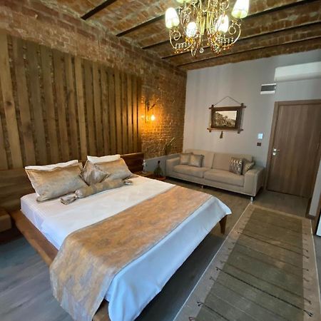 Alma Port Suites Istanbul Exteriör bild