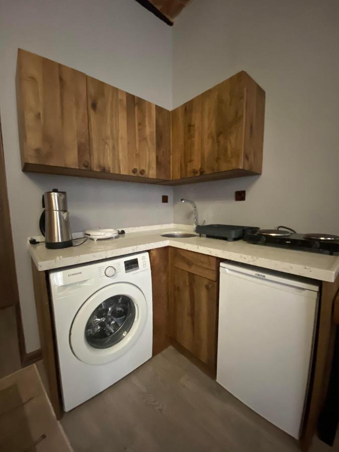 Alma Port Suites Istanbul Exteriör bild